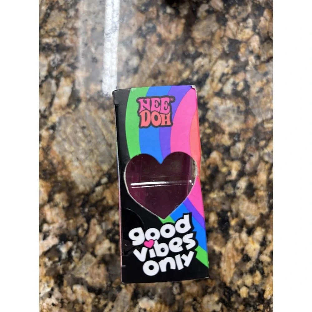 NeeDoh Good Vibes Only Glitter Heart Nee Doh Pink